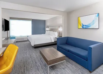 Holiday Inn Express Hotel & Suites - Cheyenne by IHG hotel thumbnail 7