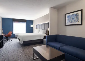 Holiday Inn Express St. Petersburg North (I-275) by IHG hotel thumbnail 5