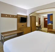 Holiday Inn Express & Suites Milford by IHG hotel detail image 4