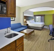 Holiday Inn Express & Suites Milford by IHG hotel detail image 7