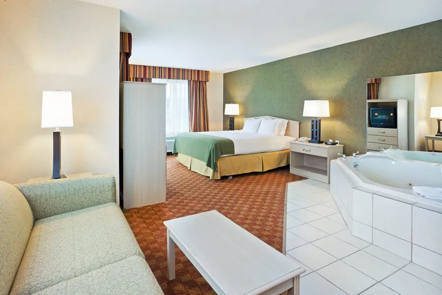 Holiday Inn Express & Suites Corbin by IHG hotel detail image 6