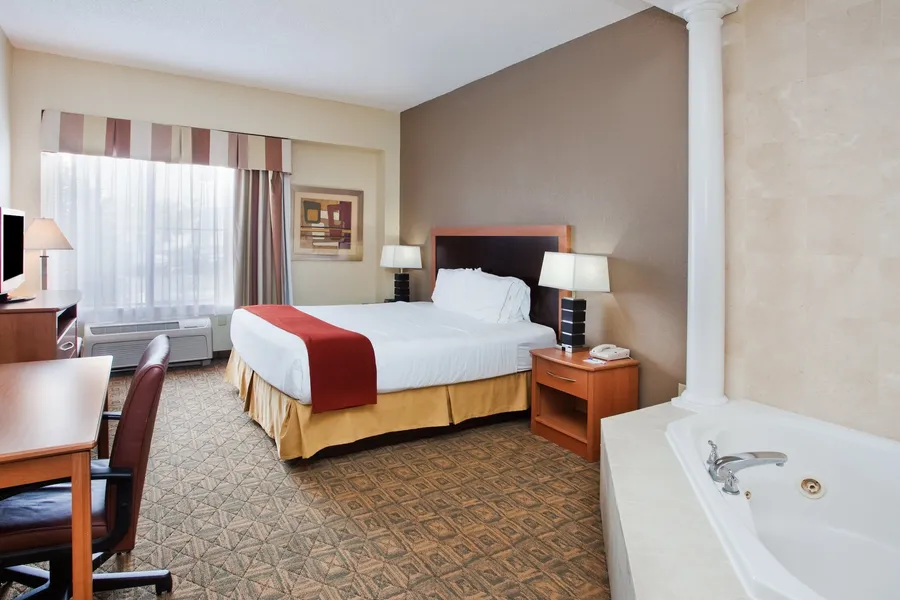 Holiday Inn Express & Suites Charlotte-Concord-I-85 by IHG hotel detail image 6