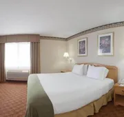 Holiday Inn Express & Suites Wauseon by IHG hotel detail image 5