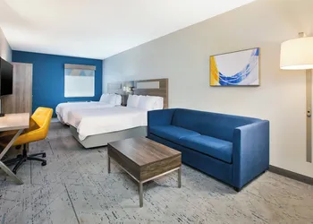 Holiday Inn Express & Suites Wauseon by IHG hotel thumbnail 7