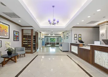 Holiday Inn Express Hotel & Suites Bethlehem by IHG hotel thumbnail 2
