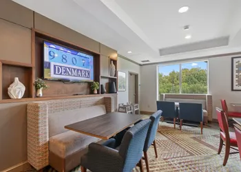 Holiday Inn Express Hotel & Suites Bethlehem by IHG hotel thumbnail 7