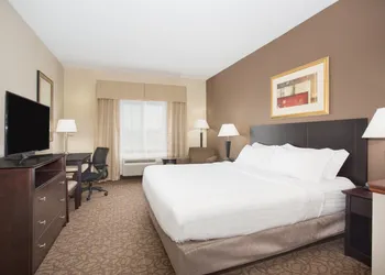 Holiday Inn Express Hotel & Suites Concordia by IHG hotel thumbnail 7