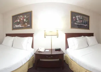 Holiday Inn Express Hotel & Suites Fort Atkinson by IHG hotel thumbnail 6