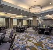 DoubleTree by Hilton Raleigh Midtown, NC hotel detail image 3