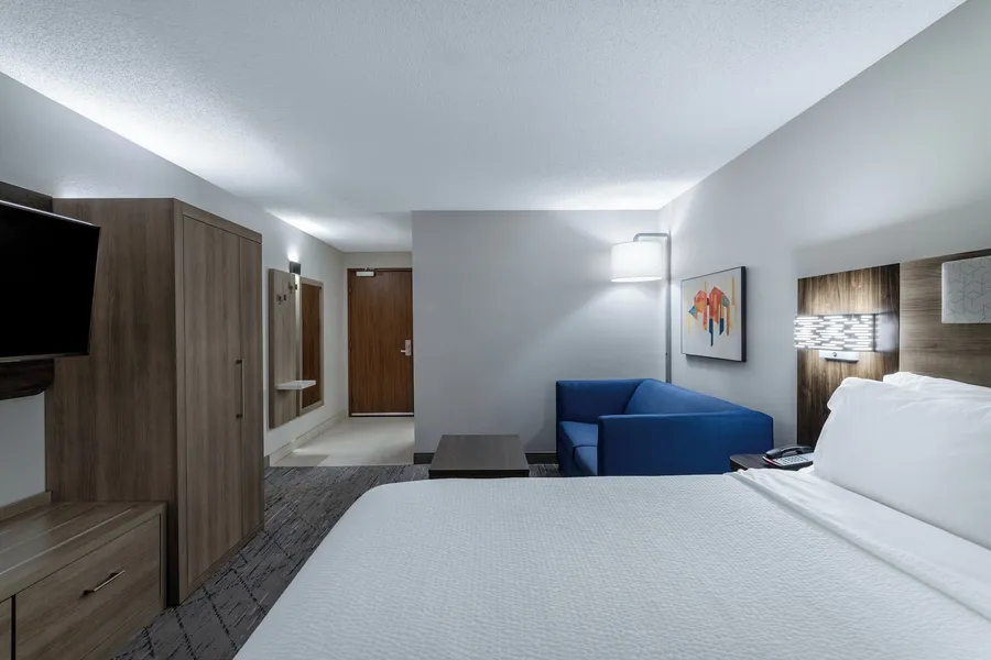 Holiday Inn Express & Suites Vadnais Heights by IHG hotel detail image 6