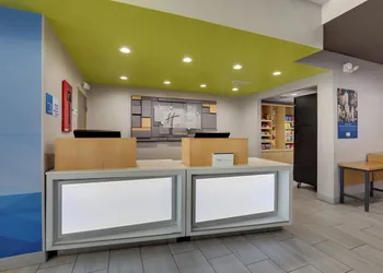 Holiday Inn Express & Suites Orangeburg by IHG hotel thumbnail 2