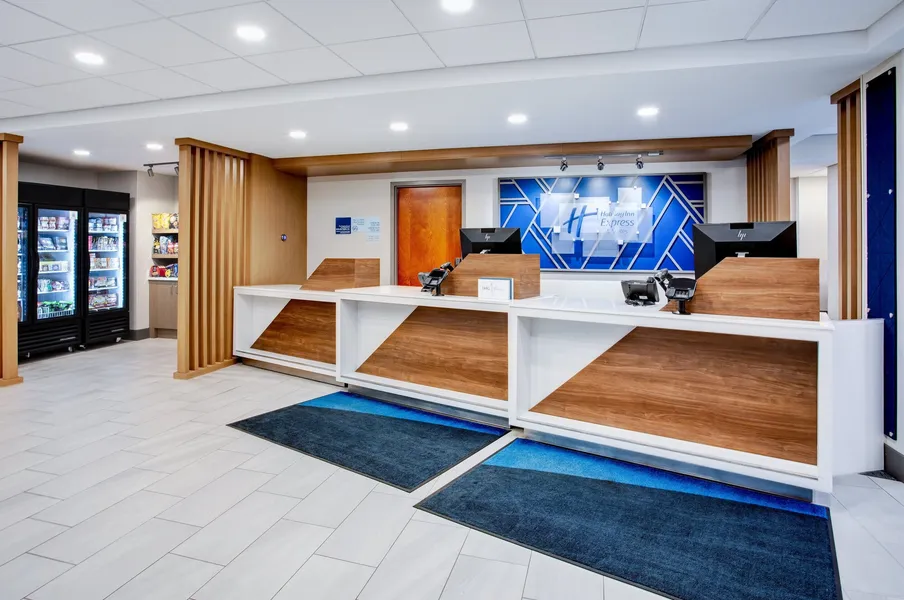 Holiday Inn Express Hotel & Suites Belleville by IHG hotel detail image 2