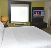 Holiday Inn Express & Suites Evanston by IHG hotel detail image 4