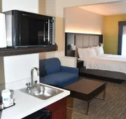 Holiday Inn Express & Suites Evanston by IHG hotel detail image 5