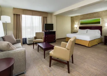 Holiday Inn Express Wilkesboro by IHG hotel thumbnail 6
