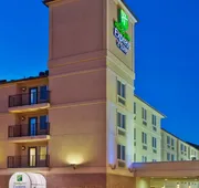 Holiday Inn Express Hotel & Suites Portland-NW Downtown by IHG hotel detail image 4