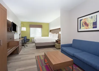 Holiday Inn Express & Suites Amarillo by IHG hotel thumbnail 6