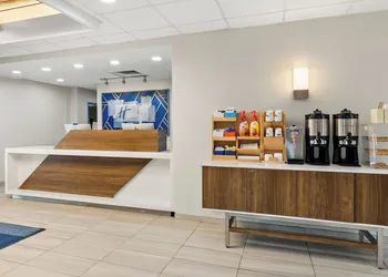 Holiday Inn Express Princeton by IHG hotel thumbnail 2