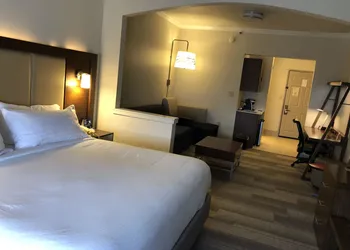 Holiday Inn Express Hotel & Suites Greenville by IHG hotel thumbnail 7