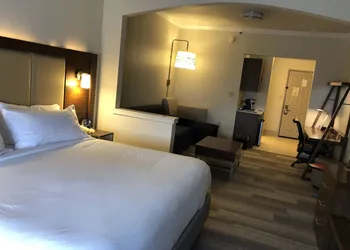 Holiday Inn Express Hotel & Suites Greenville by IHG hotel thumbnail 7