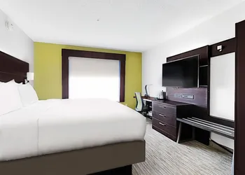 Holiday Inn Express New Orleans East by IHG hotel thumbnail 6