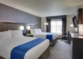 Holiday Inn Express Hotel & Suites Meadowlands Area by IHG hotel thumbnail 5