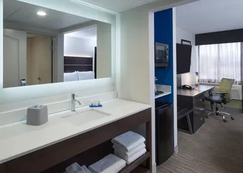 Holiday Inn Express Rochester - Greece by IHG hotel thumbnail 7