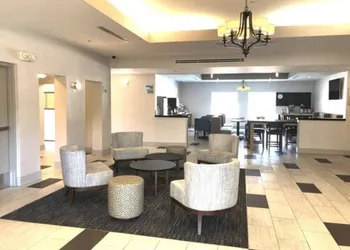 Holiday Inn Express Venice by IHG hotel thumbnail 5