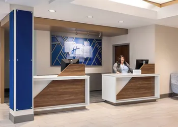 Holiday Inn Express & Suites Hagerstown by IHG hotel thumbnail 2