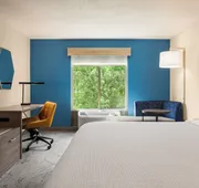 Holiday Inn Express & Suites Hagerstown by IHG hotel detail image 4