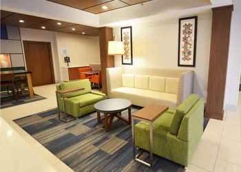 Holiday Inn Express Pittsburgh-Bridgeville by IHG hotel thumbnail 2