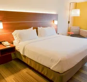 Holiday Inn Express Pittsburgh-Bridgeville by IHG hotel detail image 3