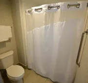 Holiday Inn Express Pittsburgh-Bridgeville by IHG hotel detail image 4