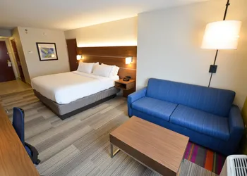 Holiday Inn Express Pittsburgh-Bridgeville by IHG hotel thumbnail 6