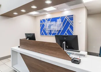 Holiday Inn Express Hotel & Suites San Diego Otay Mesa by IHG hotel thumbnail 2