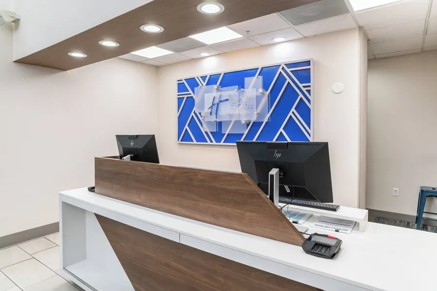 Holiday Inn Express Hotel & Suites San Diego Otay Mesa by IHG hotel detail image 2