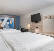 Holiday Inn Express Hotel & Suites San Diego Otay Mesa by IHG hotel detail image 7