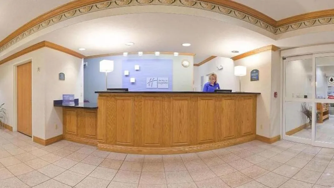 Holiday Inn Express Hotel & Suites Charlotte by IHG hotel detail image 2