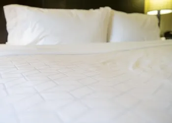 Holiday Inn Express Hotel & Suites Pittsburgh Airport by IHG hotel thumbnail 6