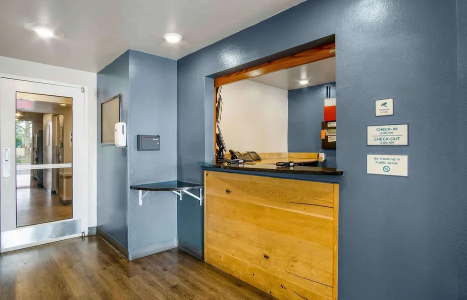 Extended Stay America Select Suites - Charleston - Ashley Phosphate Rd. hotel detail image 2