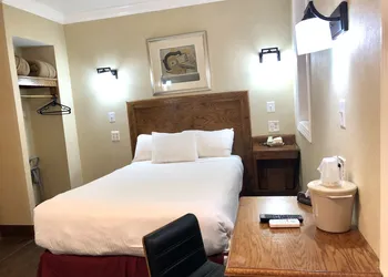 District Hotel hotel thumbnail 5