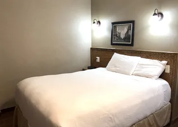 District Hotel hotel thumbnail 6