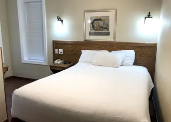 District Hotel hotel thumbnail 7