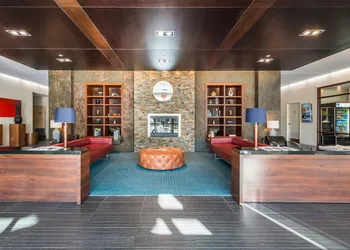 Novotel Montreal Aeroport hotel thumbnail 4
