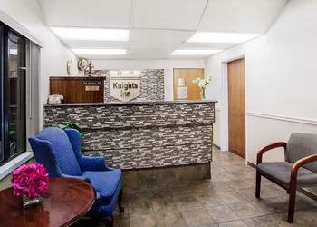 Knights Inn Pittston hotel thumbnail 2