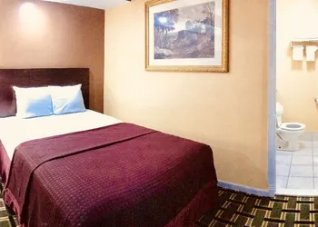 Knights Inn Trevose hotel thumbnail 8