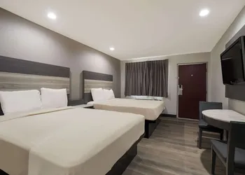 Rodeway Inn San Bernardino - Colton hotel thumbnail 7