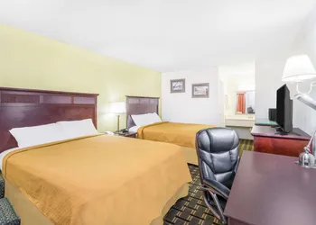 Knights Inn Chattanooga hotel thumbnail 7