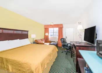Knights Inn Chattanooga hotel thumbnail 8
