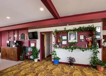 Knights Inn Fayetteville hotel thumbnail 2